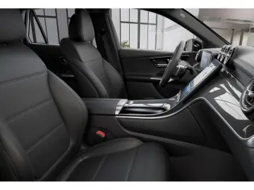 GLC 300 e 4M +AMG+Night+MBUX+PANO+KAMERA+AHK+HuD