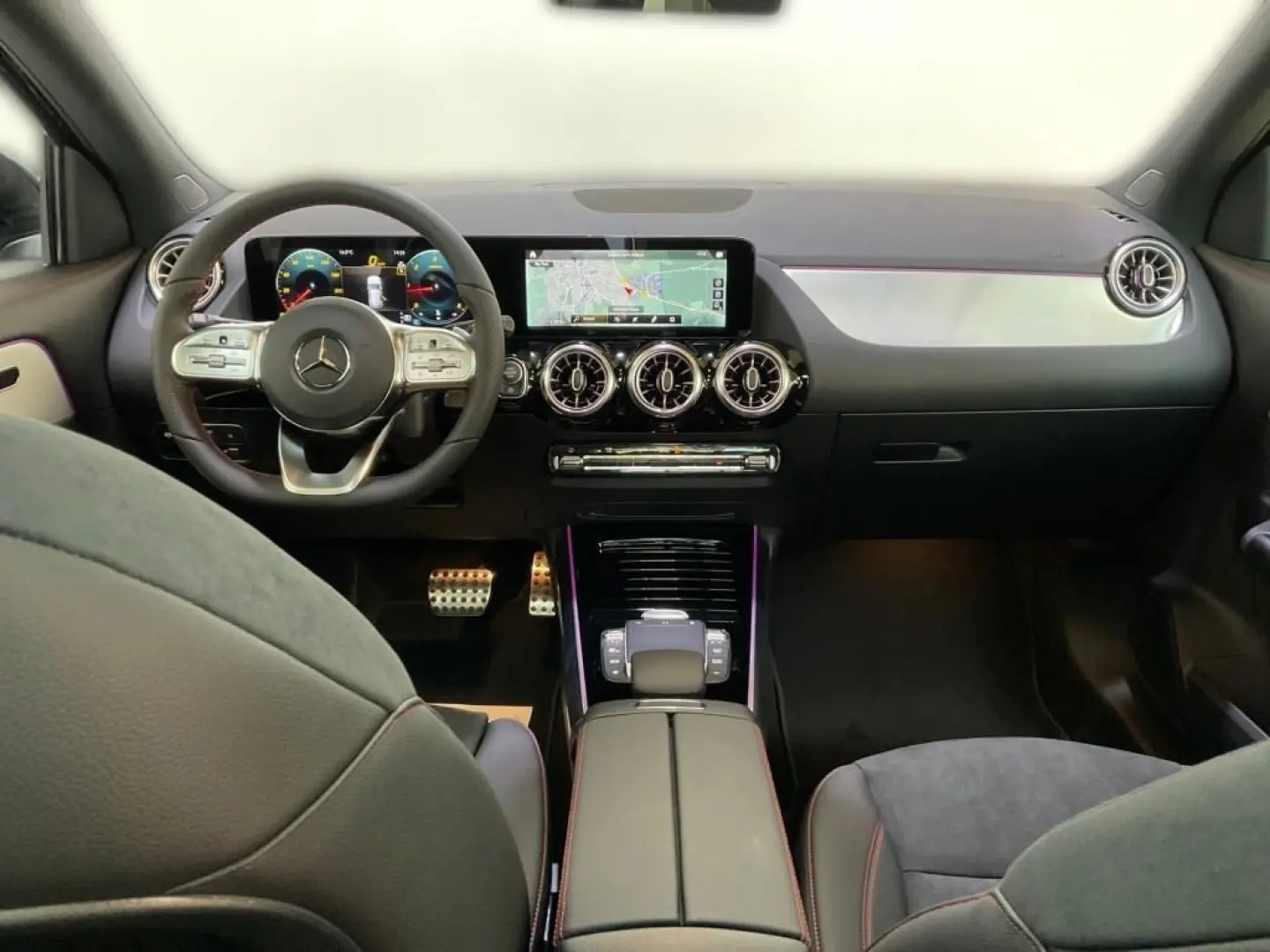 GLA 220 d AMG, Night-P, Kamera, Pano-D, CarPlay