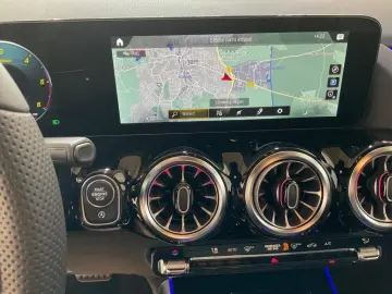GLA 220 d AMG, Night-P, Kamera, Pano-D, CarPlay