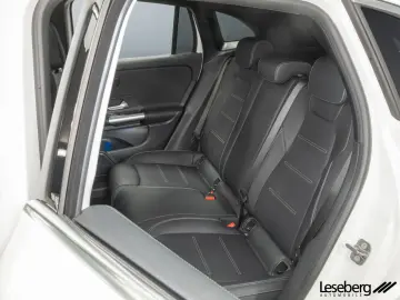 GLA 220 4MATIC AMG LED / Pano / AHK / DISTRONIC