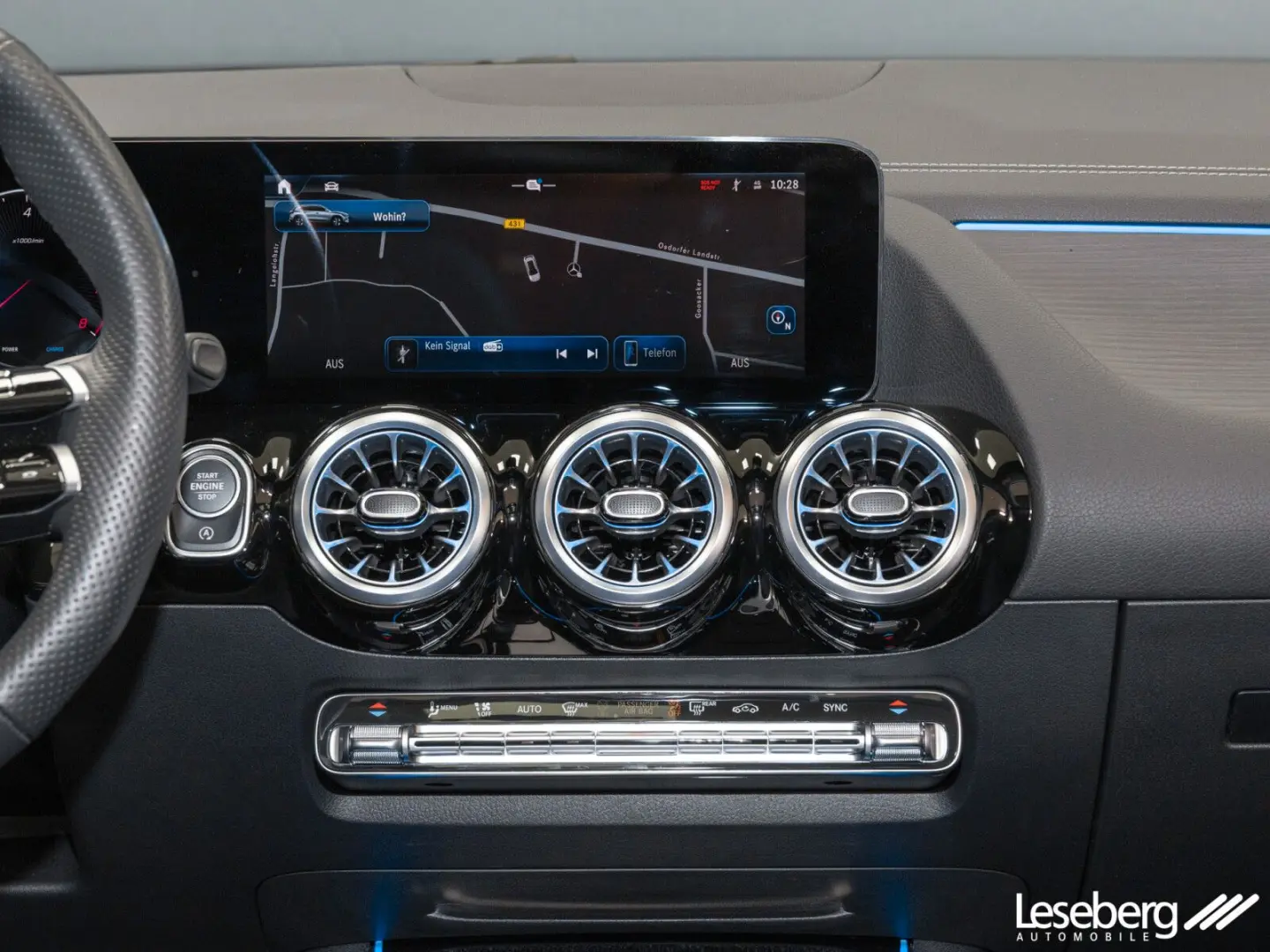 GLA 220 4MATIC AMG LED / Pano / AHK / DISTRONIC