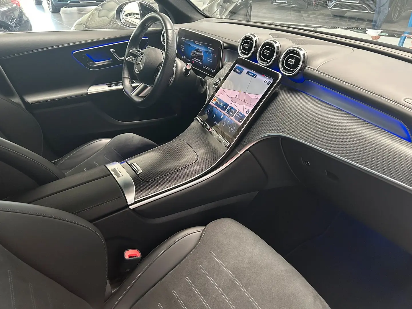 GLC 300 e 4M AMG PREMIUM DISTRONIC-AHK-BURMESTER