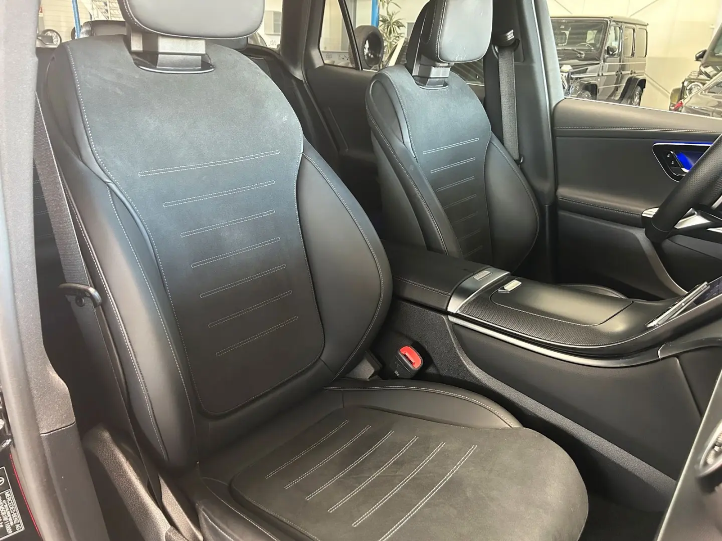GLC 300 e 4M AMG PREMIUM DISTRONIC-AHK-BURMESTER