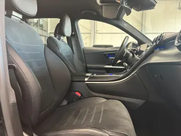 GLC 300 e 4M AMG PREMIUM DISTRONIC-AHK-BURMESTER