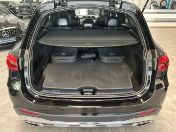GLC 300 e 4M AMG PREMIUM DISTRONIC-AHK-BURMESTER