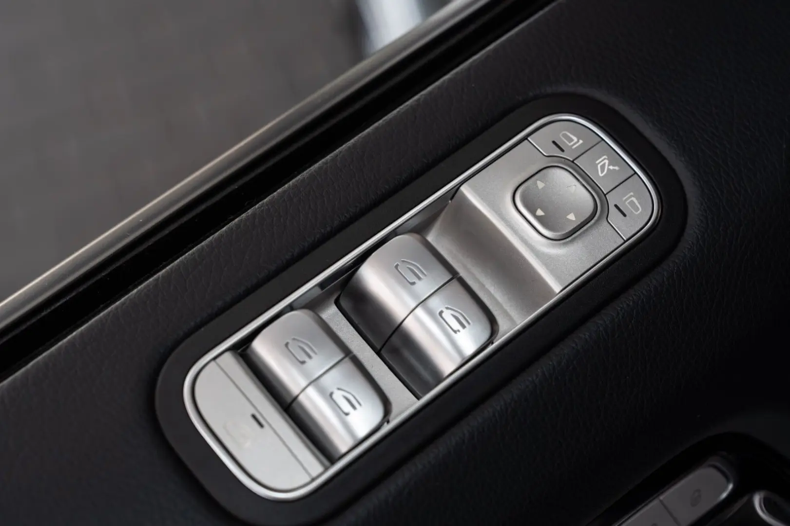 G 400d*AMG-LINE*BURMESTER*EXCLUSIVE-INT.*1.HAND*