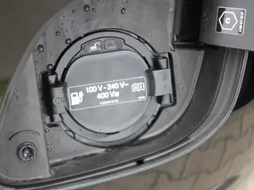 GLC 300 de Coupé Cp. EQ Plug-In Hybrid AMG Line