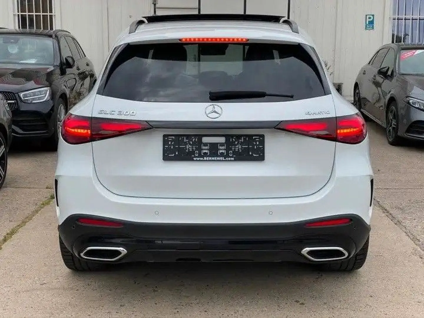 GLC300 AMG 4M_Hinterachslenkung_Airmatic_Burmest