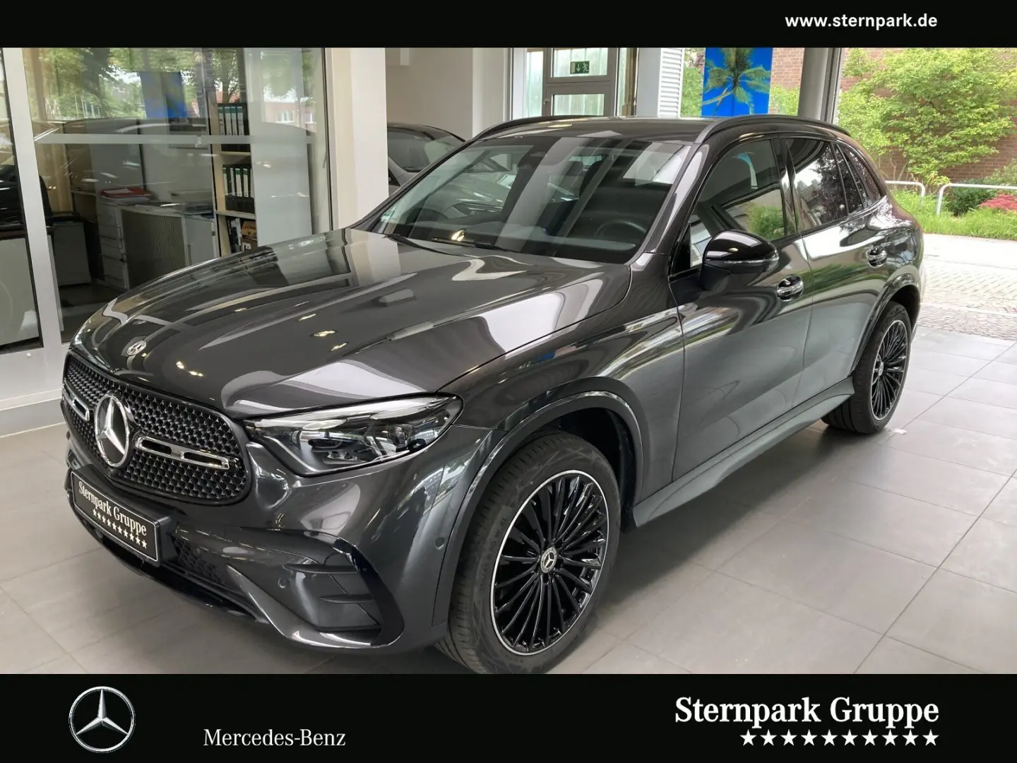 GLC 300 e 4M AMG Prem,AHK,DiGiLight,Distr,Memory