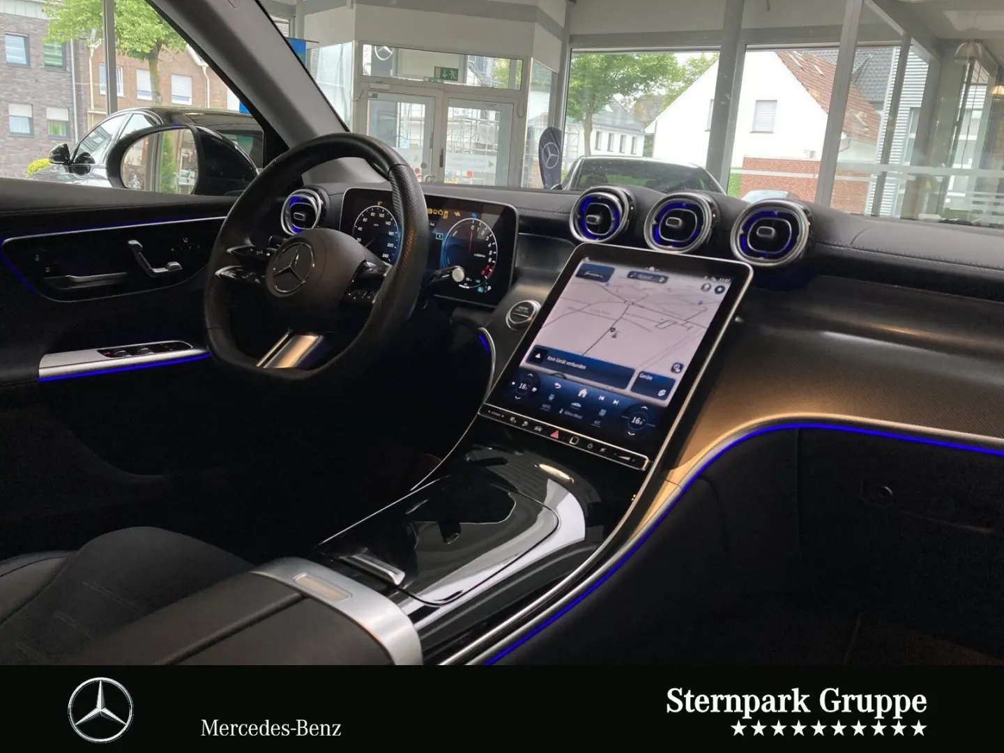 GLC 300 e 4M AMG Prem,AHK,DiGiLight,Distr,Memory