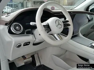 EQS 450+ SUV AMG+HYPERSCREEN+BURMESTER3D+AIR+FAH