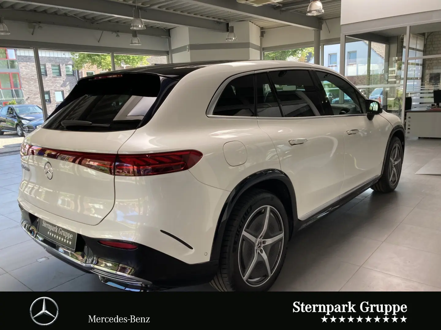 EQS 450+ SUV AMG AIRMATIC°Pano°HUD°AHK°HAL°Memor
