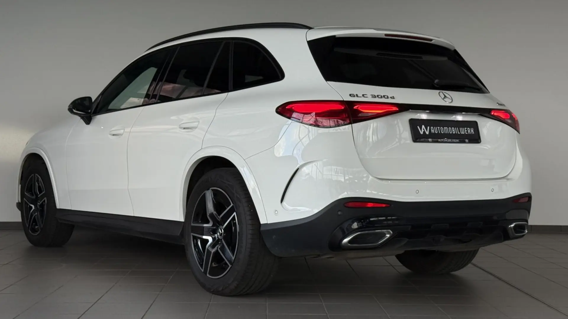 GLC 300 d 4M |AMG |DIST |NIGHT |AHK |LED |