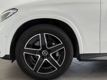 GLC 300 d 4M |AMG |DIST |NIGHT |AHK |LED |