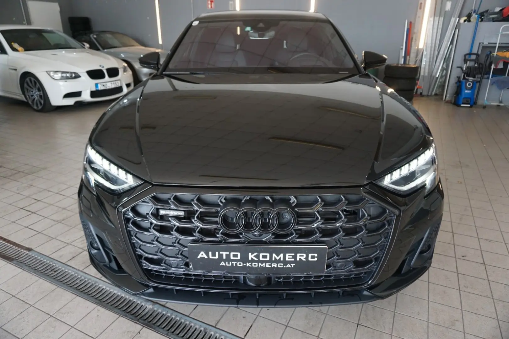 A8 L 60 TFSI e quattro Black Editon Exclusive TV