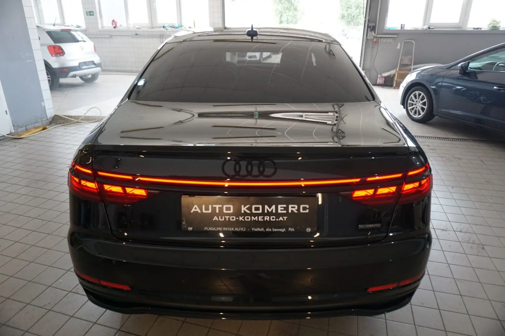 A8 L 60 TFSI e quattro Black Editon Exclusive TV
