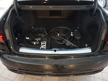 A8 L 60 TFSI e quattro Black Editon Exclusive TV