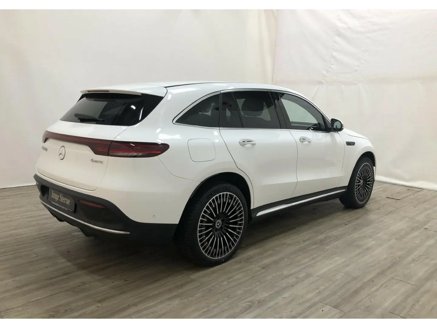 EQC 400 4M AMG Distr*AHK*Memory*360°*SHD*MULTIBE