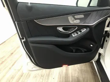 EQC 400 4M AMG Distr*AHK*Memory*360°*SHD*MULTIBE