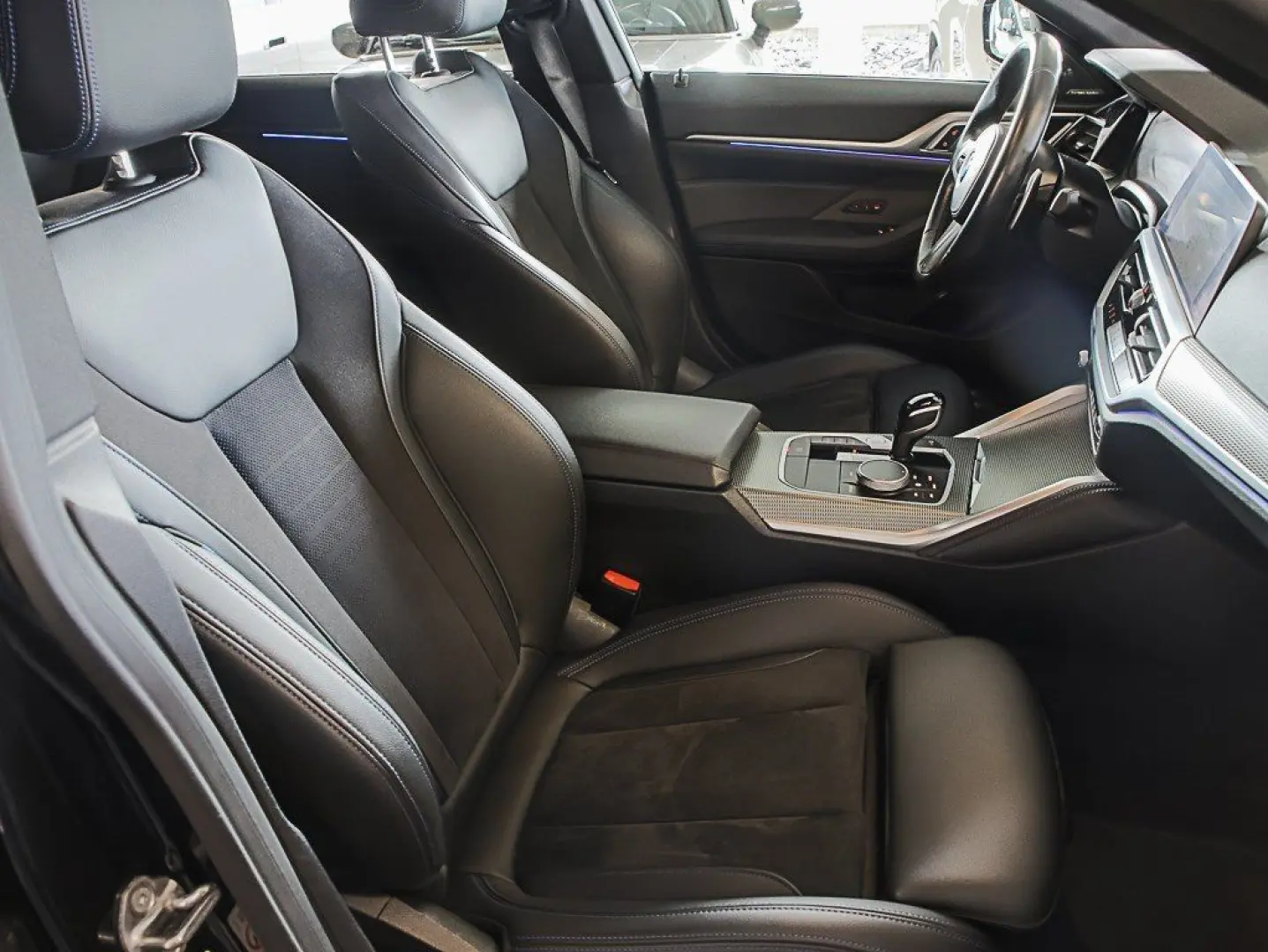 M440i xDrive 19 Zoll*Memory*AHK+Harman Kardon*Me