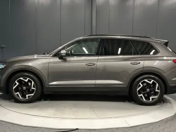 Touareg V6 TDI 4Motion*19Zoll*LUFT*LEDER*AHK*ACC