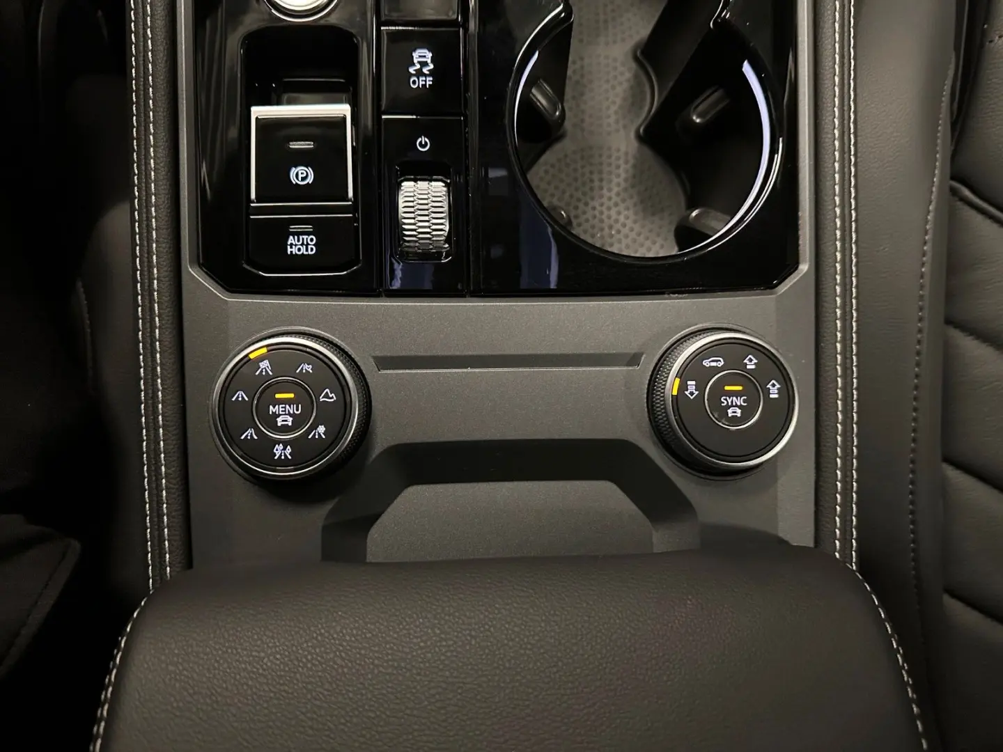 Touareg V6 TDI 4Motion*19Zoll*LUFT*LEDER*AHK*ACC