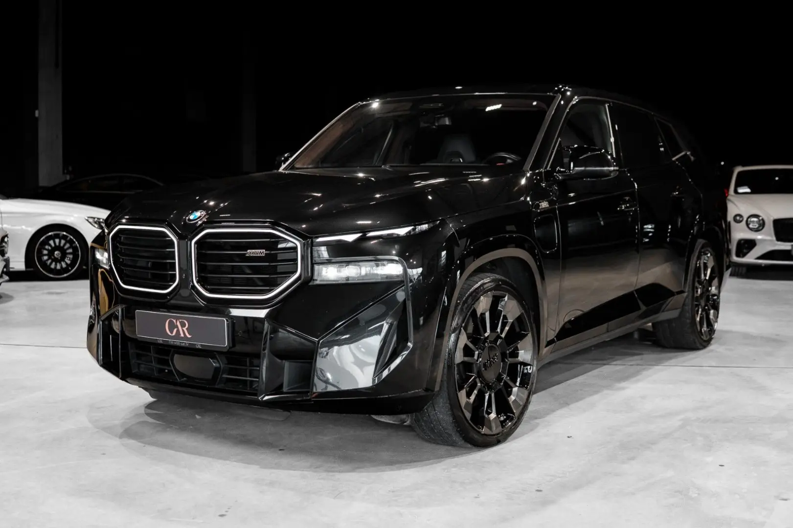 XM 4.4 V8*Plug-in Hybrid*B&W*SOFT*MASAGE*SHADOW*