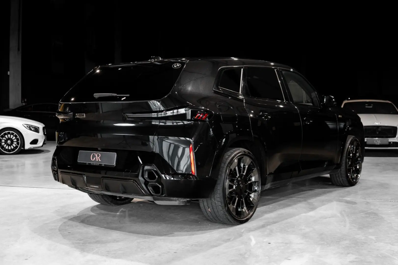 XM 4.4 V8*Plug-in Hybrid*B&W*SOFT*MASAGE*SHADOW*