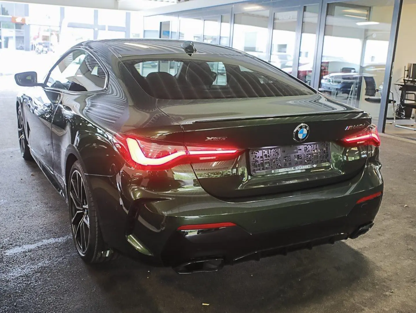 M440d xDrive AHK*Glasdach*Memory*360 Kamera*Driv