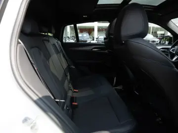 X4 xDrive 30i M-Sport PANO KAMERA AHK HUD LED
