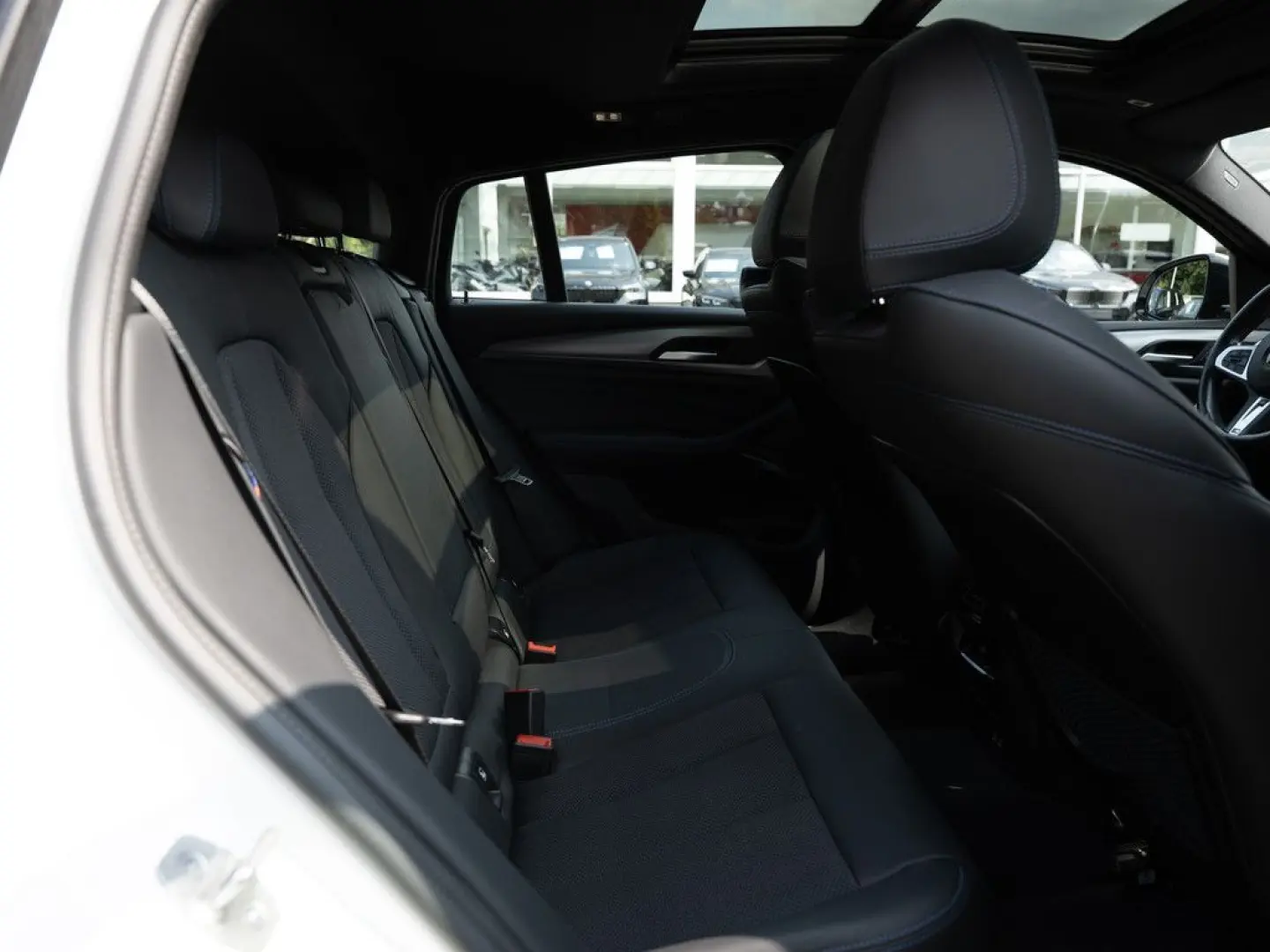 X4 xDrive 30i M-Sport PANO KAMERA AHK HUD LED