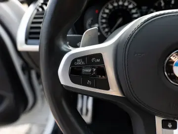 X4 xDrive 30i M-Sport PANO KAMERA AHK HUD LED