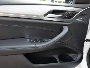 X4 xDrive 30i M-Sport PANO KAMERA AHK HUD LED