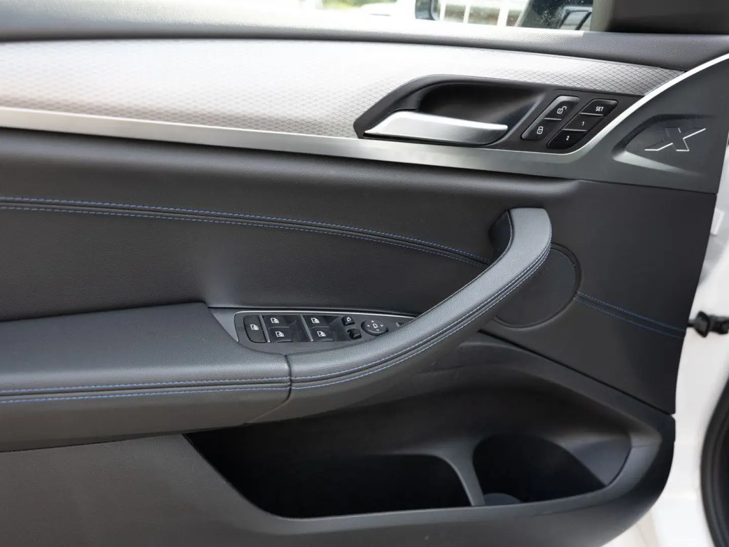 X4 xDrive 30i M-Sport PANO KAMERA AHK HUD LED