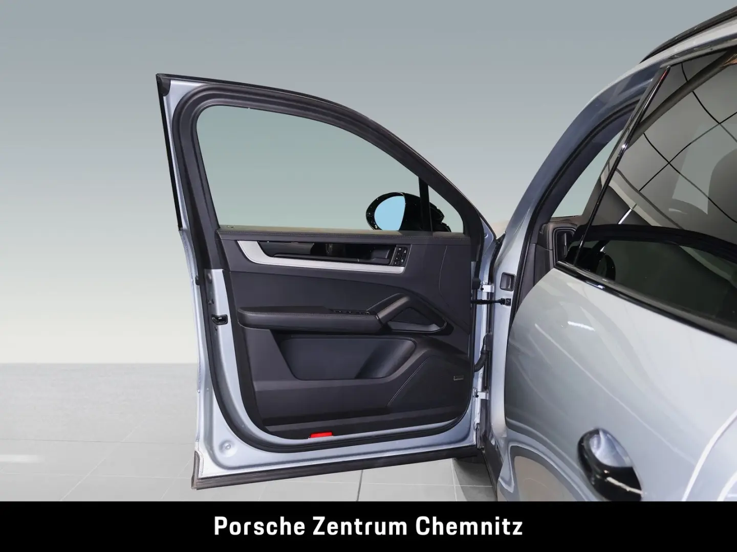 Cayenne E-Hybrid Luft;AHZV;BOSE;Pano;14-Wege