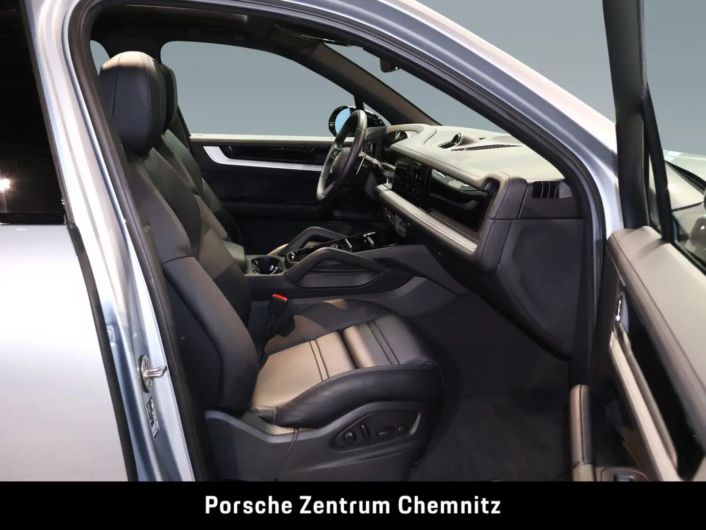 Cayenne E-Hybrid Luft;AHZV;BOSE;Pano;14-Wege