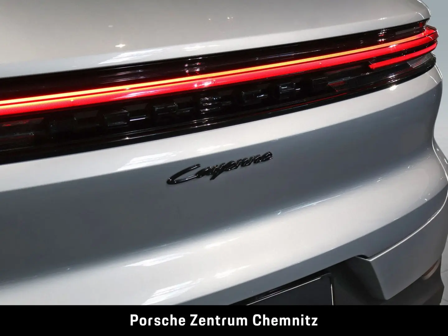 Cayenne E-Hybrid Luft;AHZV;BOSE;Pano;14-Wege