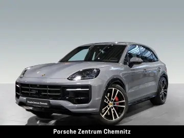 Cayenne GTS HA-Lenkung;Chrono;Head-Up;Pano