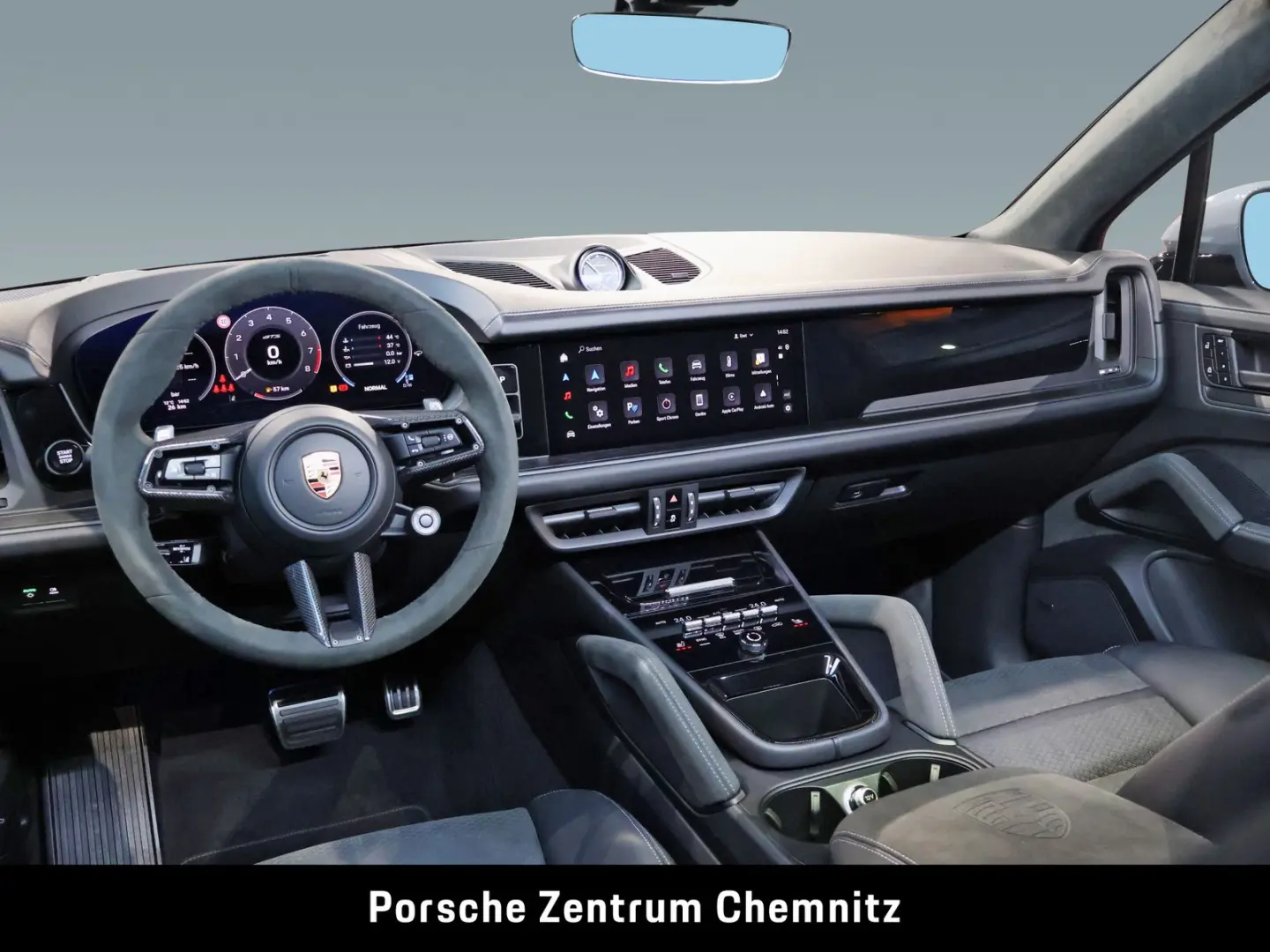 Cayenne GTS HA-Lenkung;Chrono;Head-Up;Pano