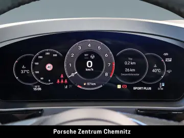 Cayenne GTS HA-Lenkung;Chrono;Head-Up;Pano