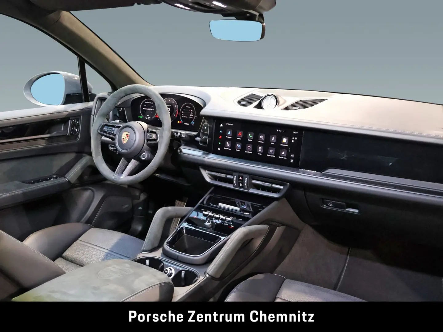 Cayenne GTS HA-Lenkung;Chrono;Head-Up;Pano