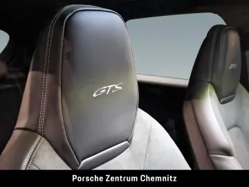 Cayenne GTS HA-Lenkung;Chrono;Head-Up;Pano