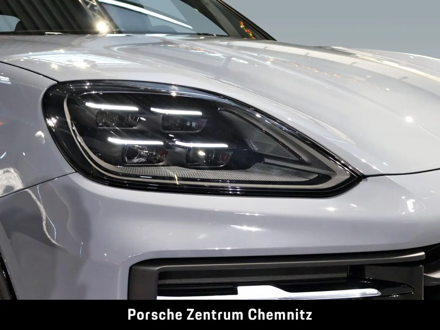 Cayenne GTS HA-Lenkung;Chrono;Head-Up;Pano