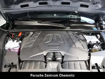 Cayenne GTS HA-Lenkung;Chrono;Head-Up;Pano