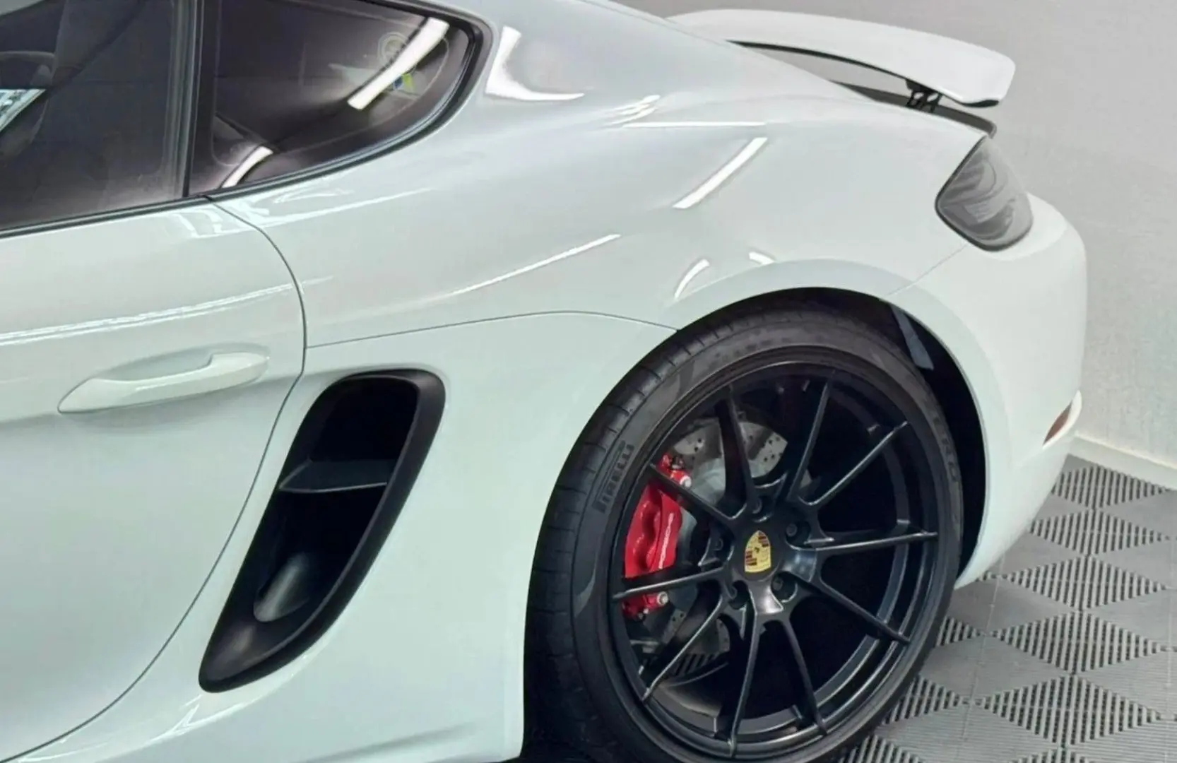718 Cayman GTS 4.0