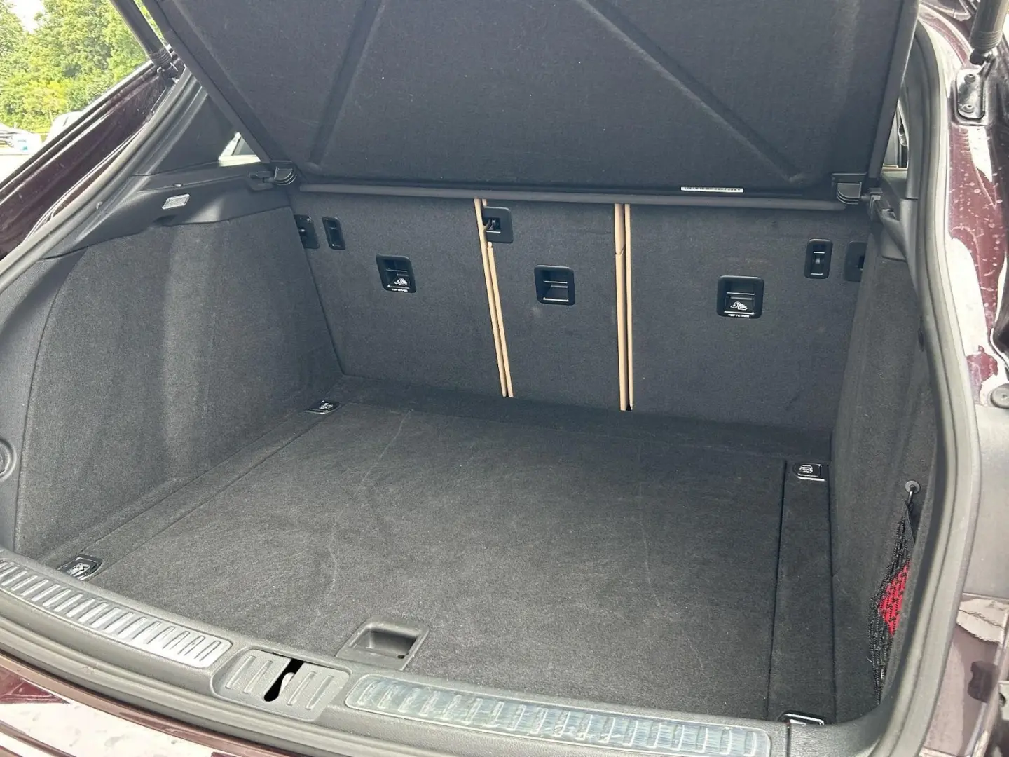 Macan S-Luftfederung-Lederpaket-AHZ-ACC