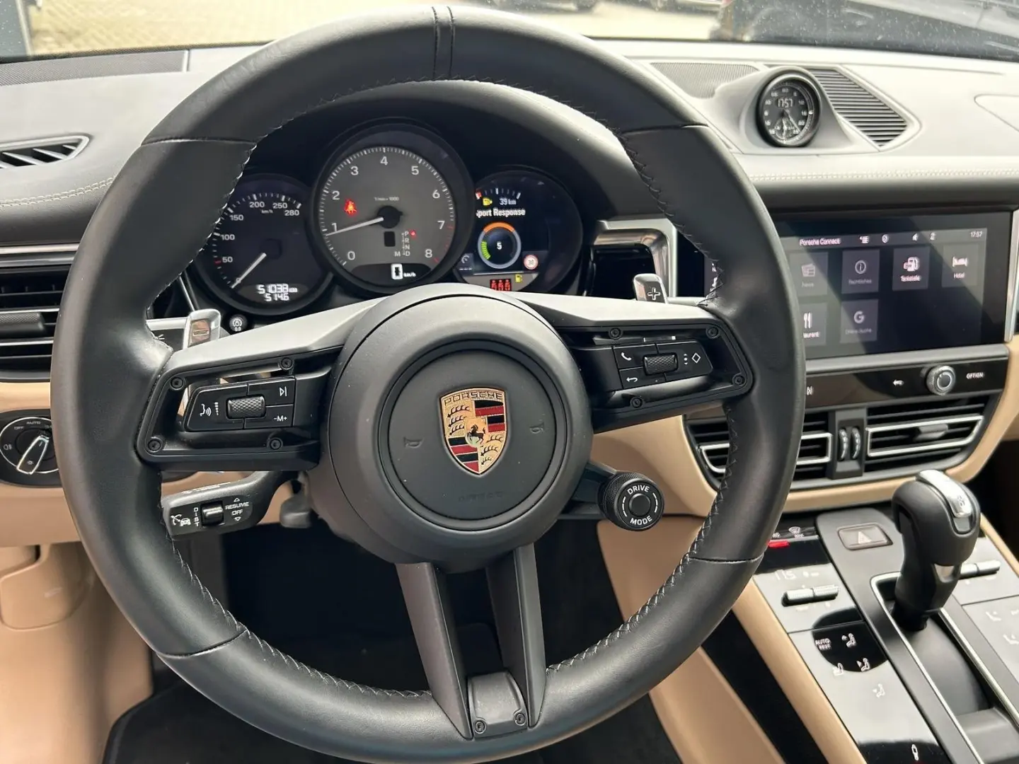 Macan S-Luftfederung-Lederpaket-AHZ-ACC