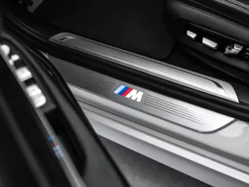 BMW 750 i xDrive M Sport