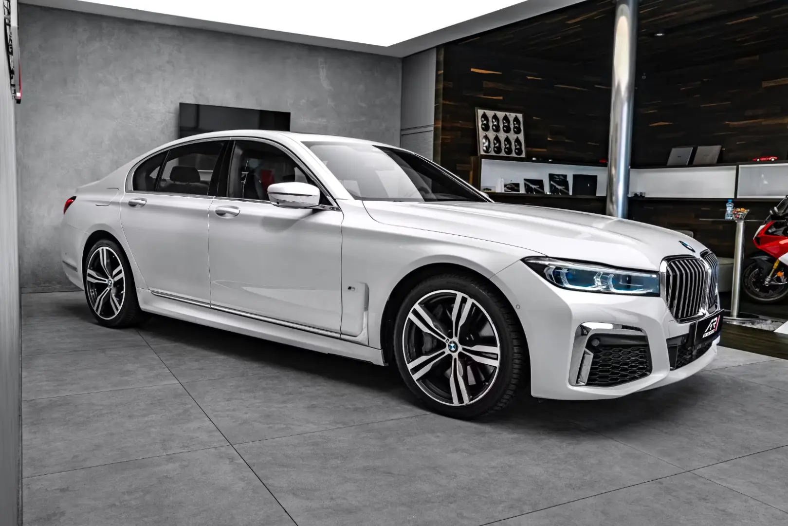 BMW 750 i xDrive M Sport
