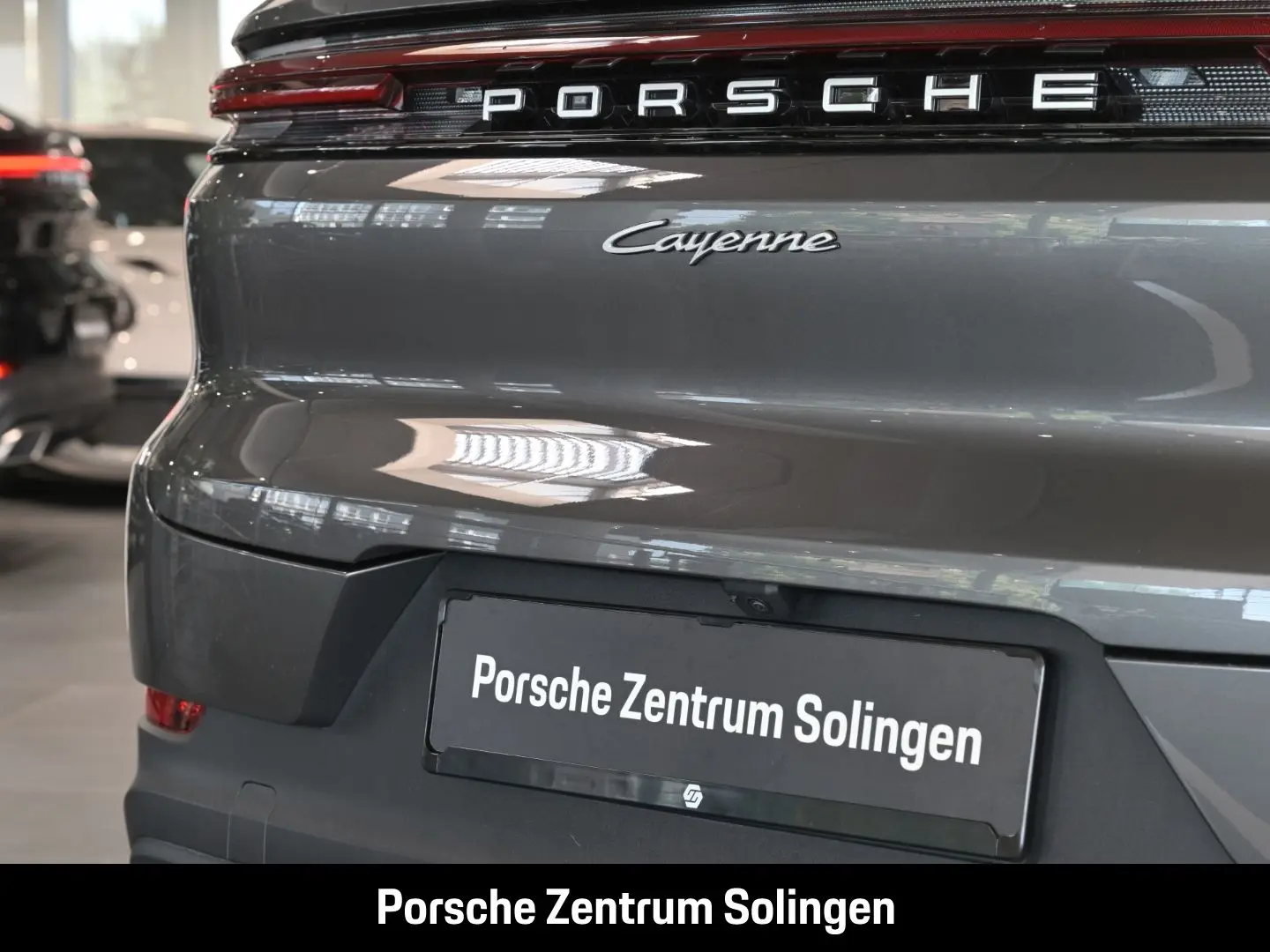 Cayenne E-Hybrid Pano BOSE HD Matrix 21'' Surrou